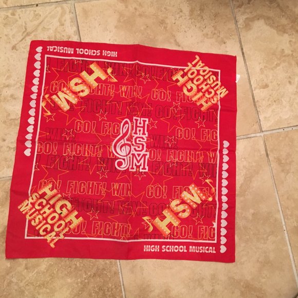 Like NEW High School Musical souvenir scarf - Picture 6 of 6